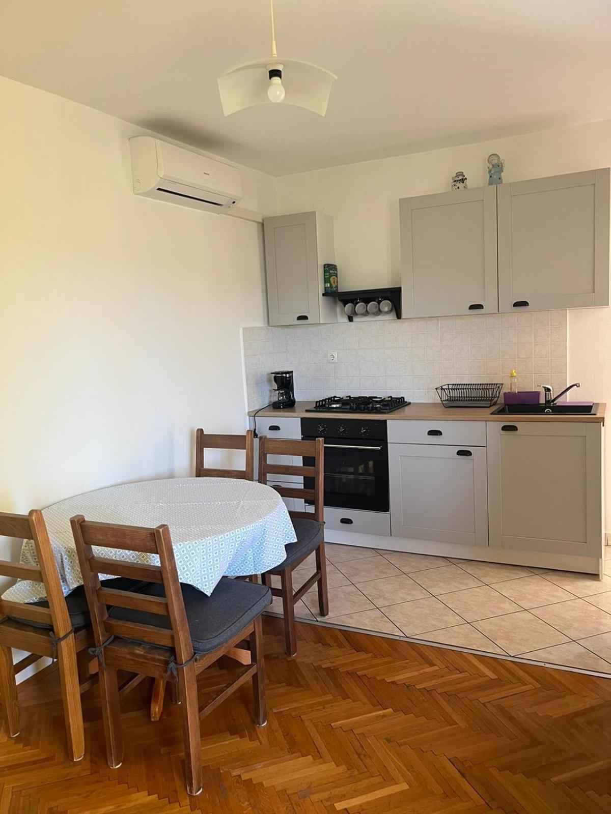 Apartments Dumicic Supetarska Draga Εξωτερικό φωτογραφία